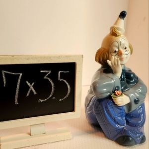 Porcelana de Cuervo Mexico vintage clown with a flower china figurine‎